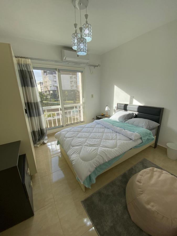 Madinaty Well-Furnished 3- Bedroom Apartment - شقة فندقيه للايجار مدينتي Madinat ash Shuruq Ngoại thất bức ảnh